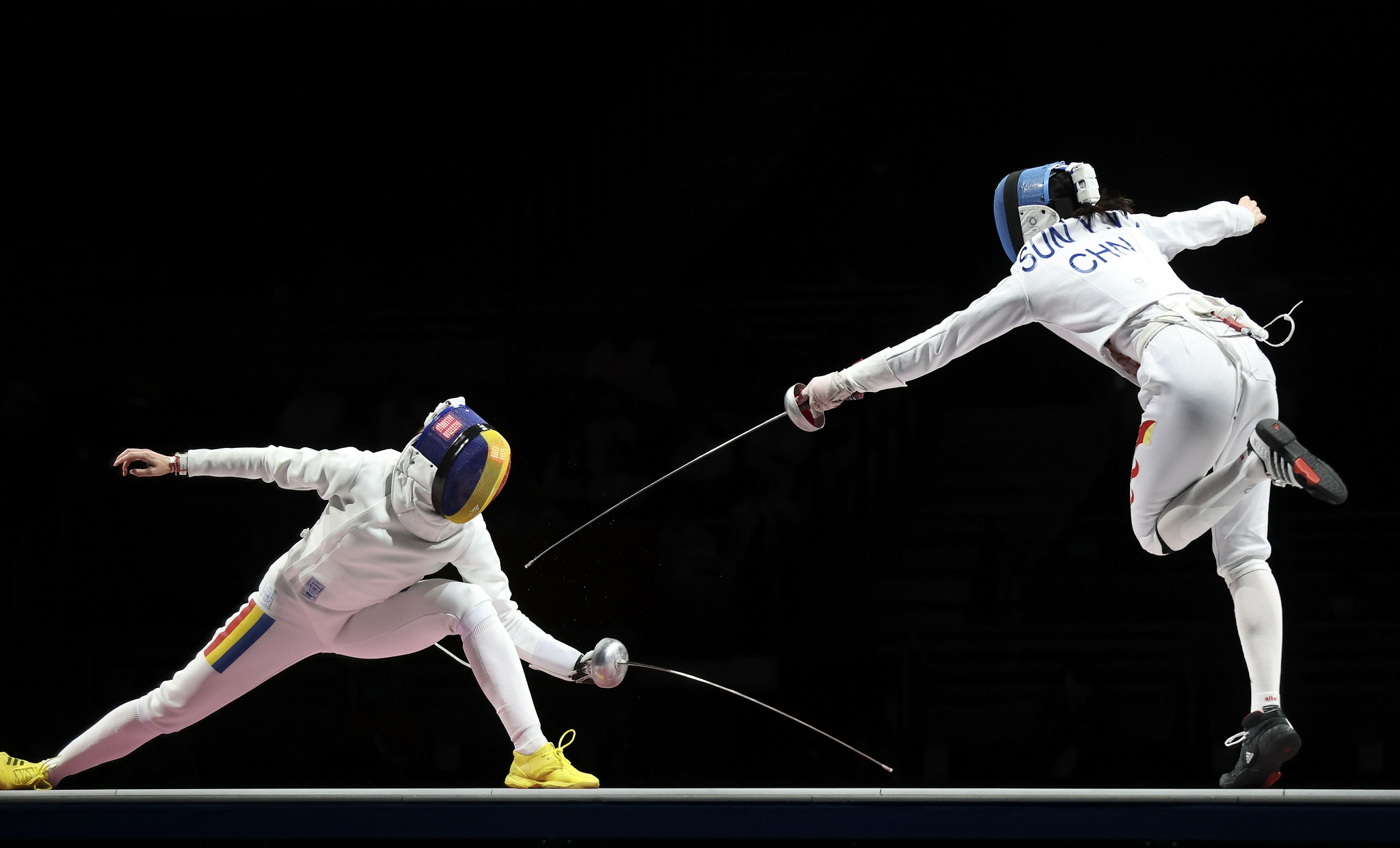 开云体育APP下载-俄罗斯击剑选手绝对实力，夺取冠军