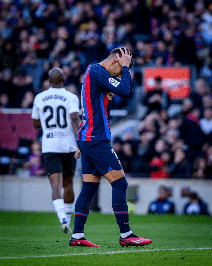 开云体育-巴萨击败瓦伦西亚，占得先机