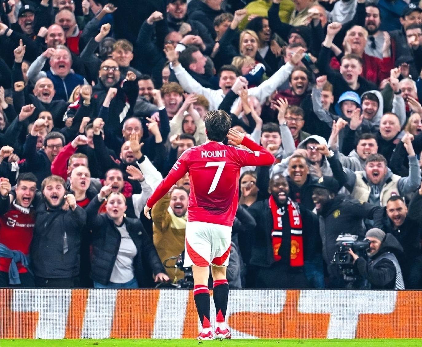 开云官网-曼联主场告捷，挡住晋级对手进攻