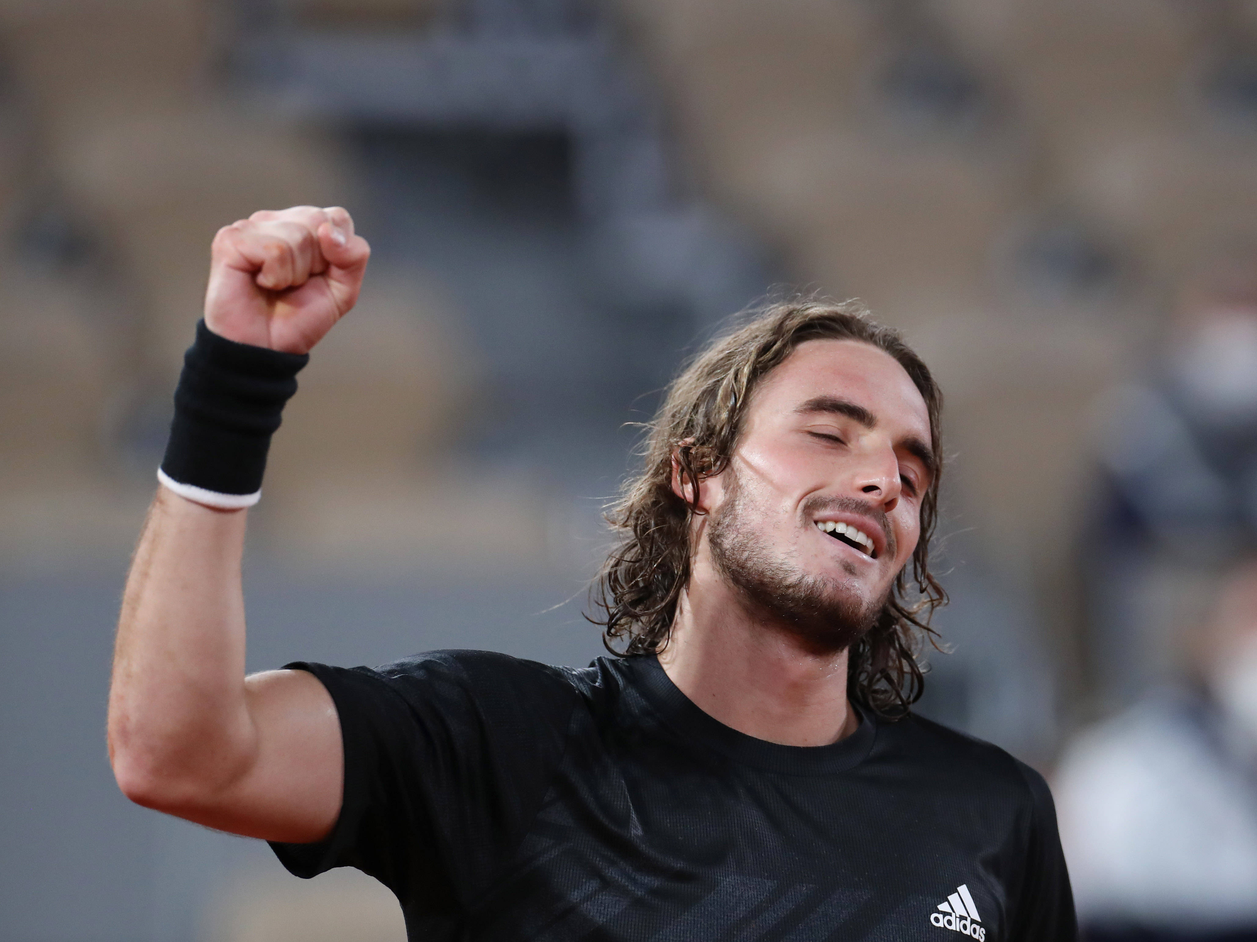 开云体育入口-包含英国网球队翻盘德国网球队，西西帕斯打破历史纪录的词条