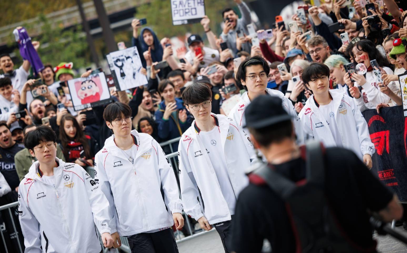 开云sport-世界网球队血洗圣安东尼奥马刺，王皓开启传奇时刻激烈交锋全球总决赛，成为赛场最大亮点的简单介绍