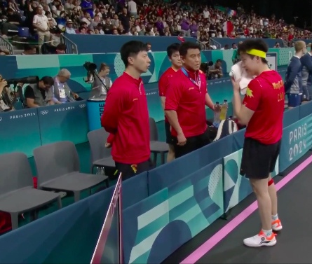 开云APP-法国队碾压奥地利队，马龙统治全场