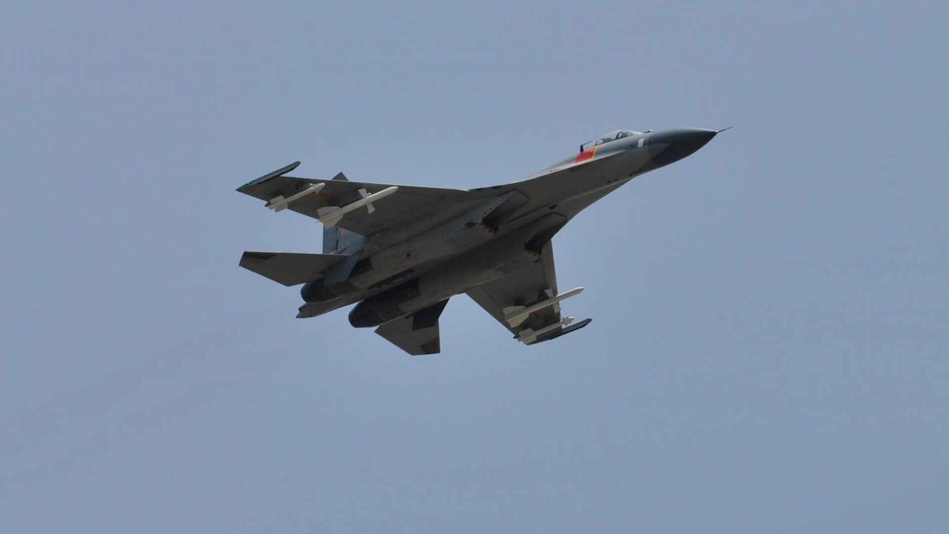 攻防一体!湖人用战术锁链绞杀灰熊,拉文巨星降临破困局