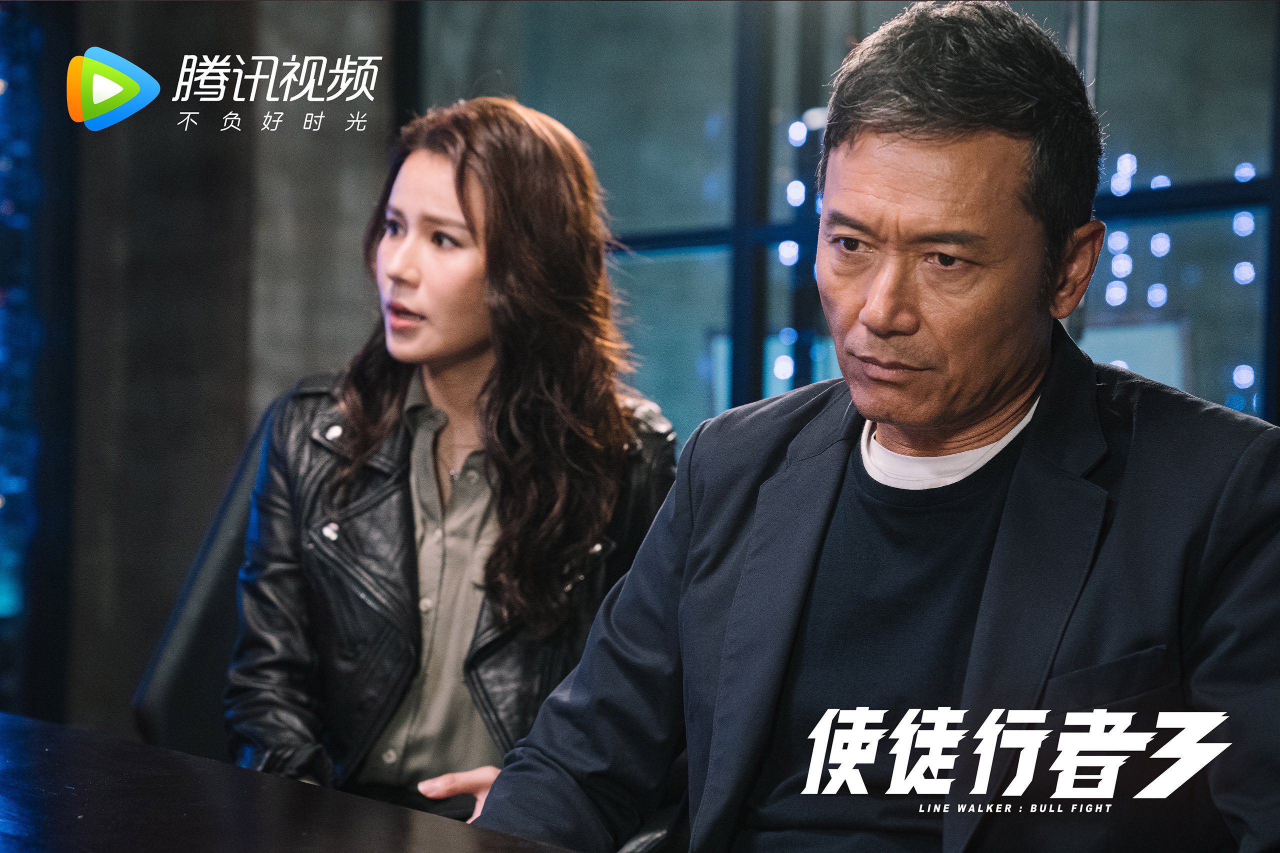 开云sport-蓝衣军团的涅槃之夜,莱万多夫斯基导演2026世界杯H组最疯狂逆转,意大利3-2绝杀秘鲁
